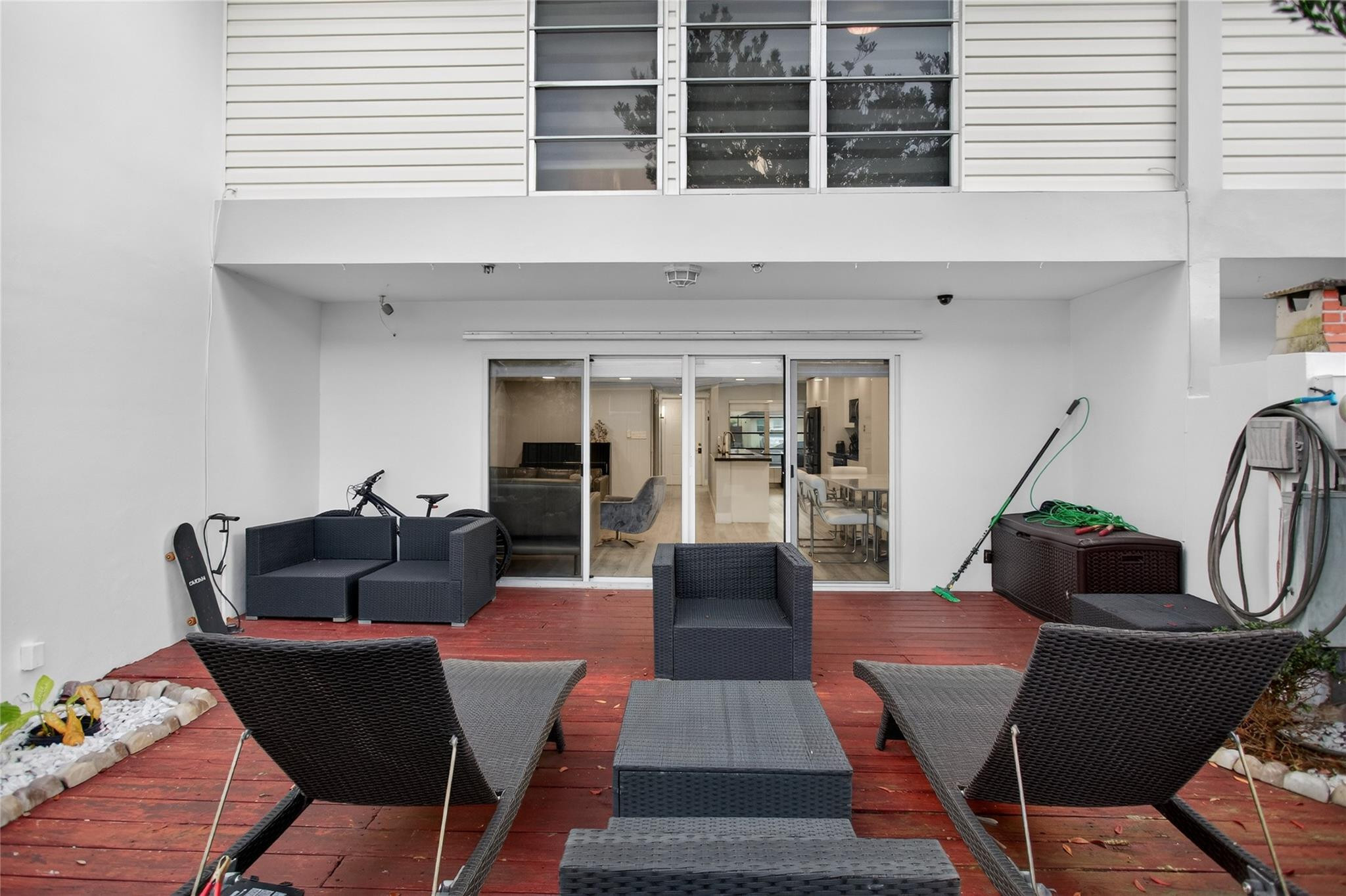 3331 Farragut Street, Unit 8D Hollywood, FL 33021 - Photo 18 of 22 Photo 18