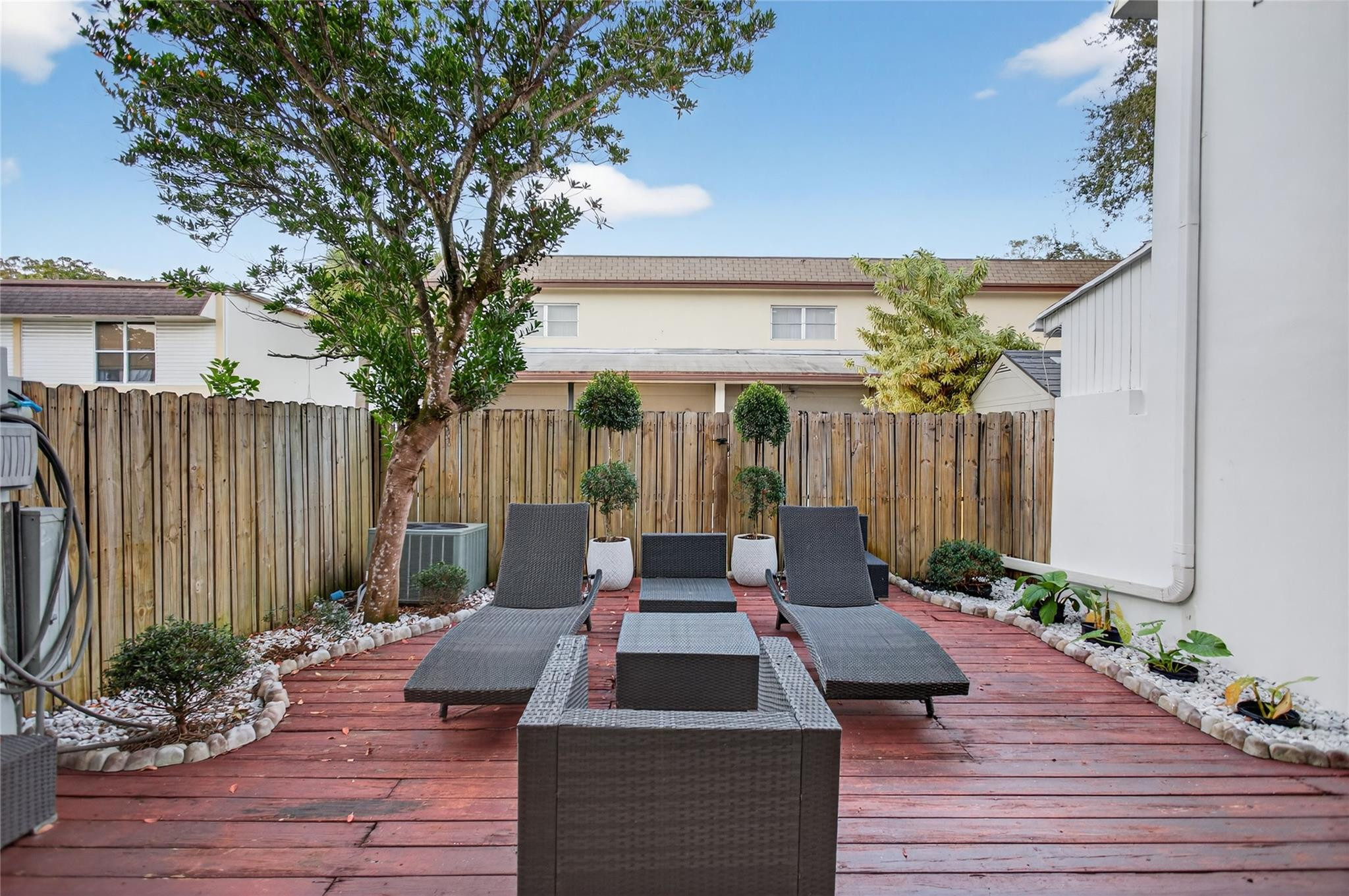 3331 Farragut Street, Unit 8D Hollywood, FL 33021 - Photo 19 of 22 Photo 19