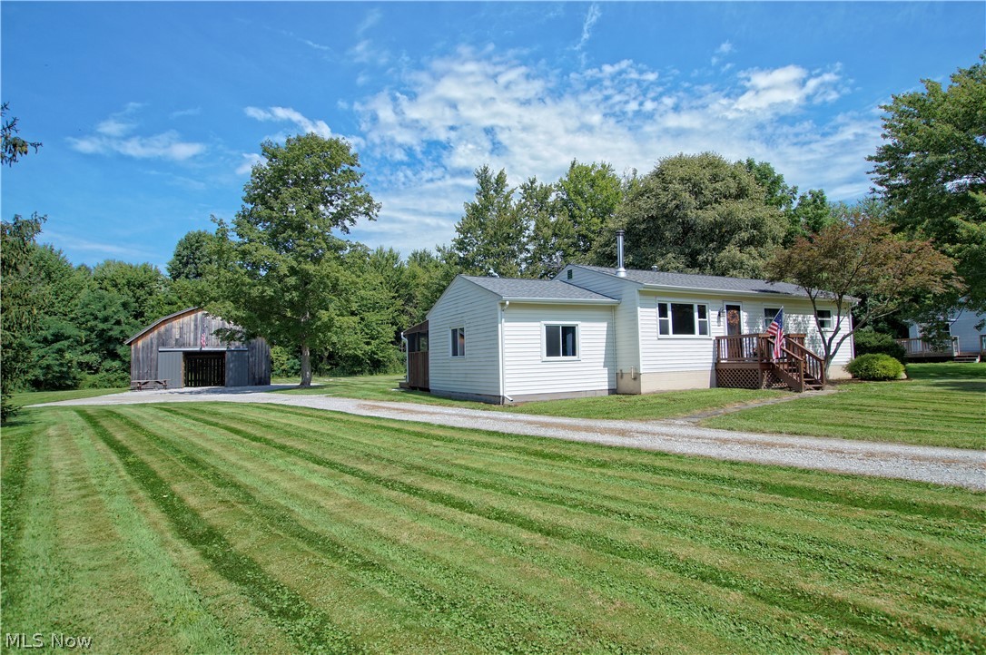 15460 Thompson Road Thompson, OH 44086 - Photo 2 of 28