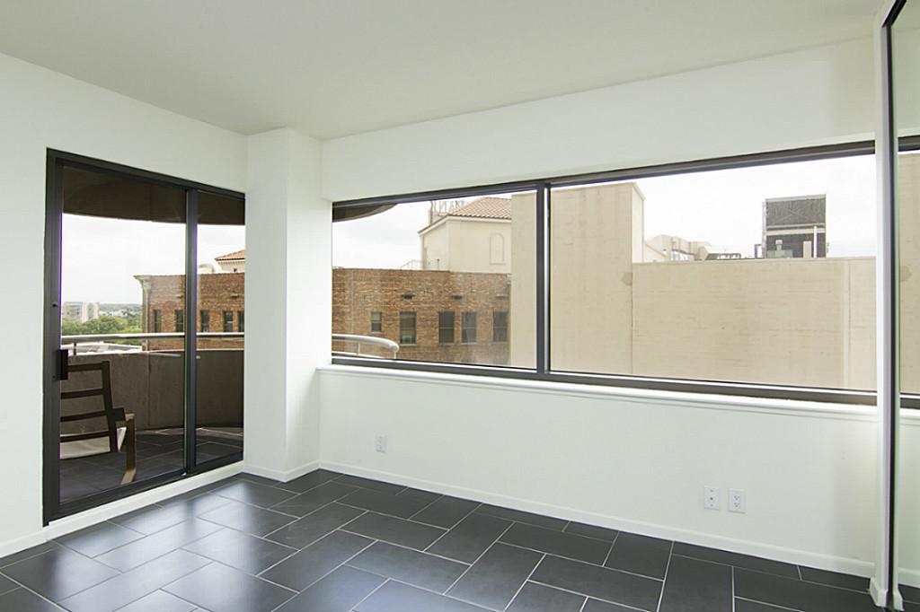5000 Montrose Boulevard, Unit 9D Houston, TX 77006 - Photo 11 of 24