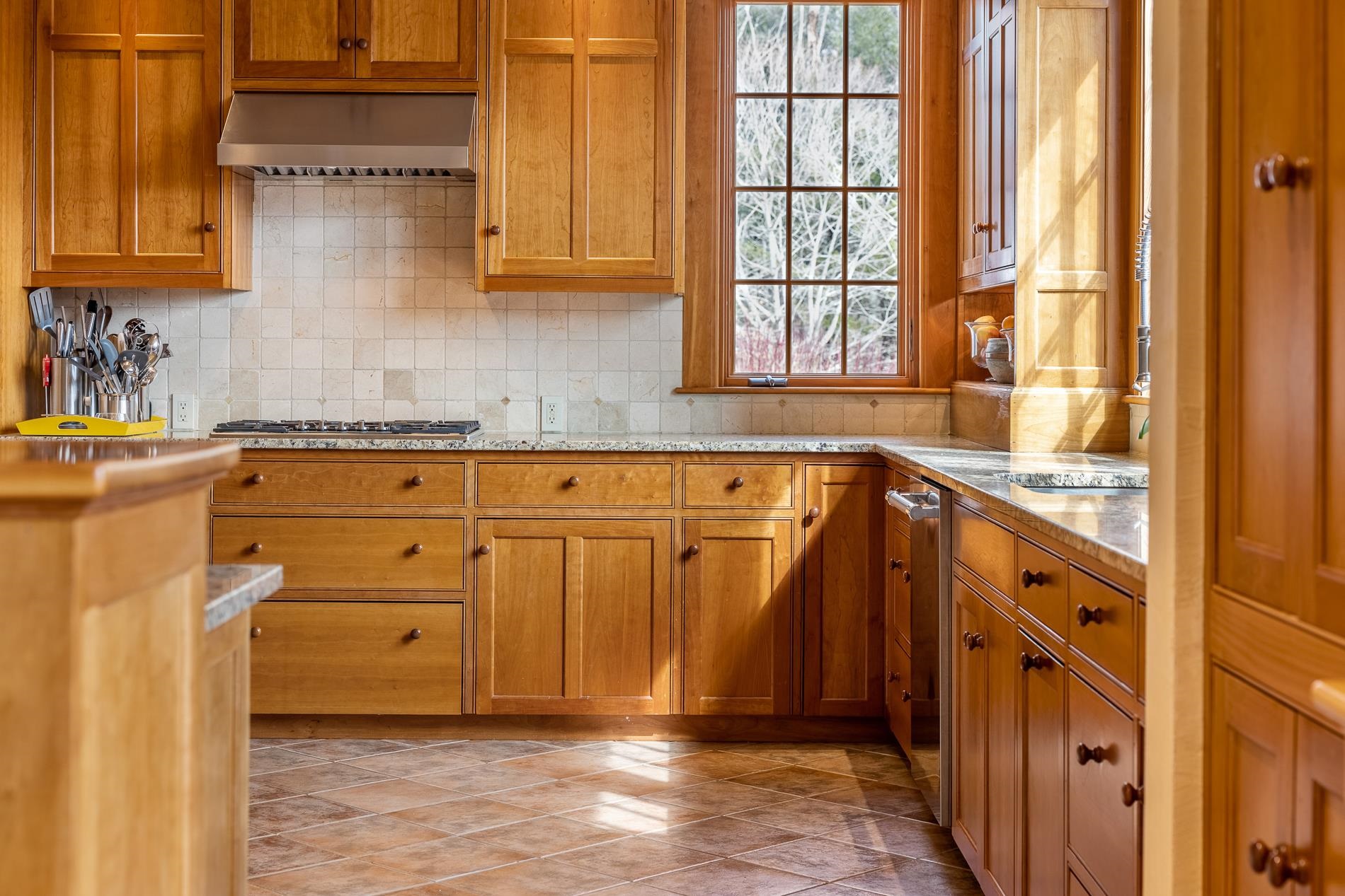 189 Jackson Brook Road Thetford, VT 05075 - Photo 8 of 40