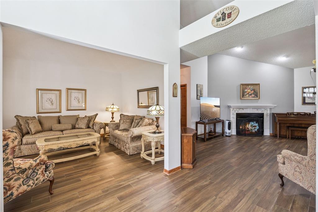 2512 Tryon Place Windermere, FL 34786 - Photo 14 of 69