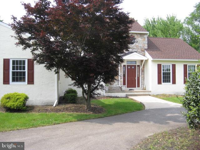 418 Lower State Road North Wales, PA 19454 - Photo 1 of 28 Gallery Image 1