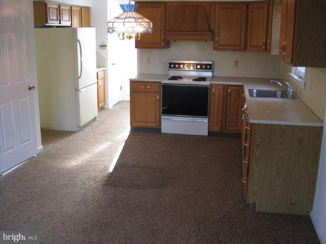 418 Lower State Road North Wales, PA 19454 - Photo 12 of 28 Kitchen