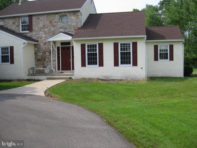418 Lower State Road North Wales, PA 19454 - Photo 3 of 28 Gallery Image 3