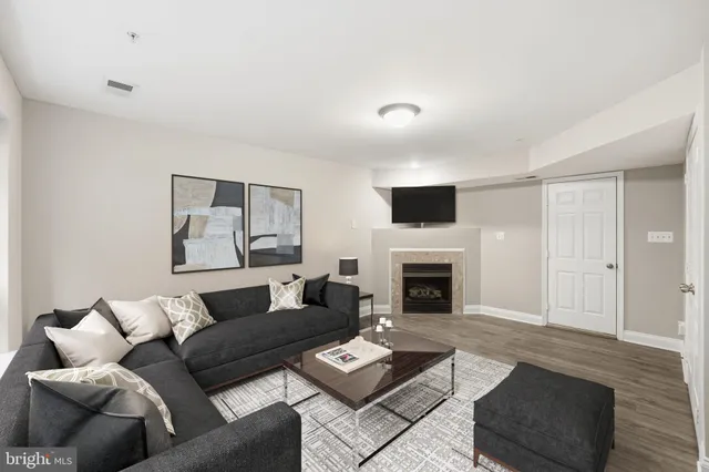 $515,000 | 12823 Murphy Grove Terrace, Clarksburg, MD 20871