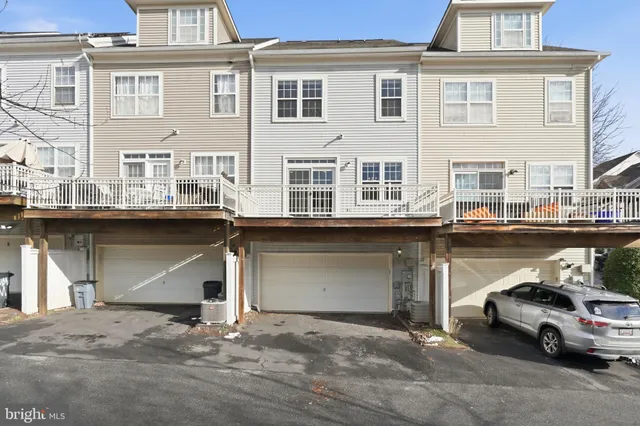 $515,000 | 12823 Murphy Grove Terrace, Clarksburg, MD 20871