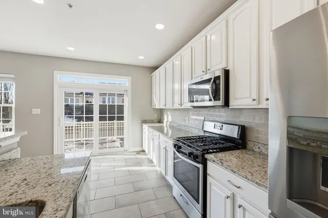 $515,000 | 12823 Murphy Grove Terrace, Clarksburg, MD 20871