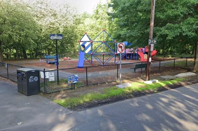 $3,400 | 21 A Mystic River Road, Unit 1, Medford, MA 02155