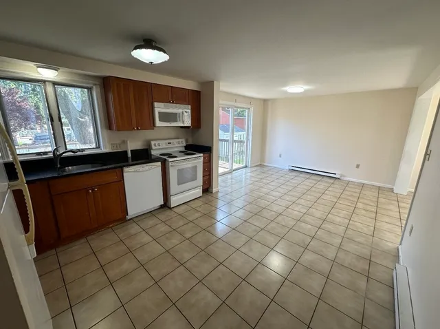 $3,400 | 21 A Mystic River Road, Unit 1, Medford, MA 02155