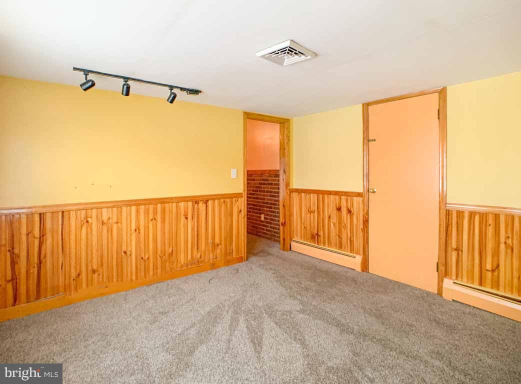 65 Bittersweet Road Levittown, PA 19057 - Photo 13 of 40 Gallery Image 13