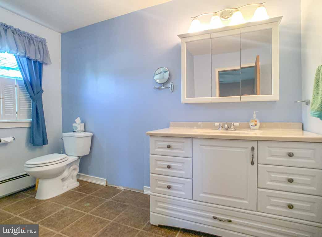 65 Bittersweet Road Levittown, PA 19057 - Photo 29 of 40 Gallery Image 29