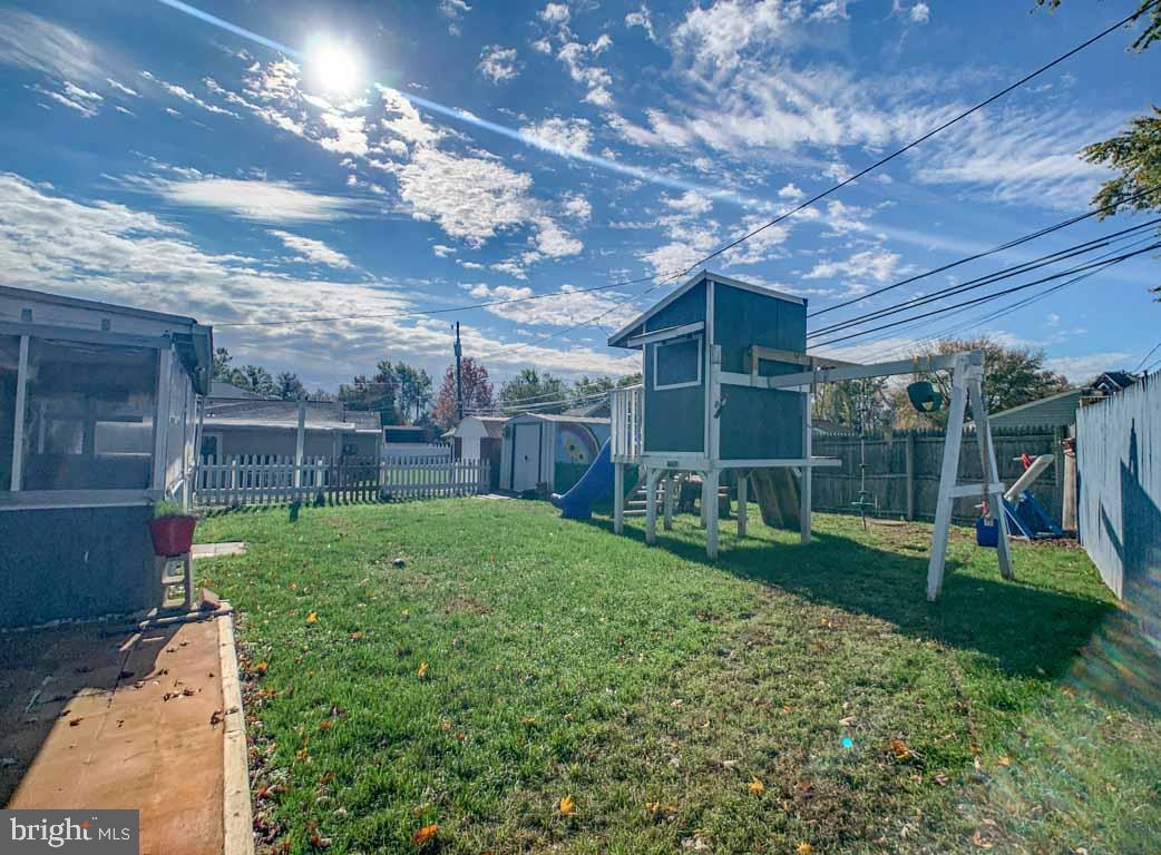 65 Bittersweet Road Levittown, PA 19057 - Photo 34 of 40 Gallery Image 34