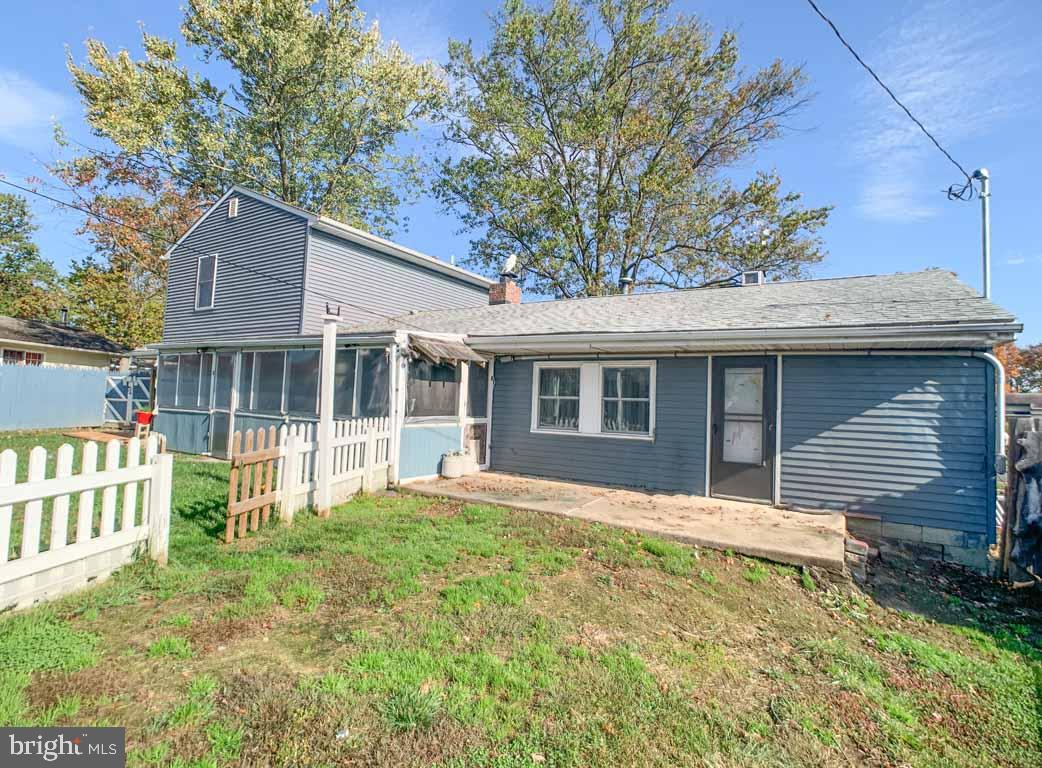 65 Bittersweet Road Levittown, PA 19057 - Photo 38 of 40 Gallery Image 38