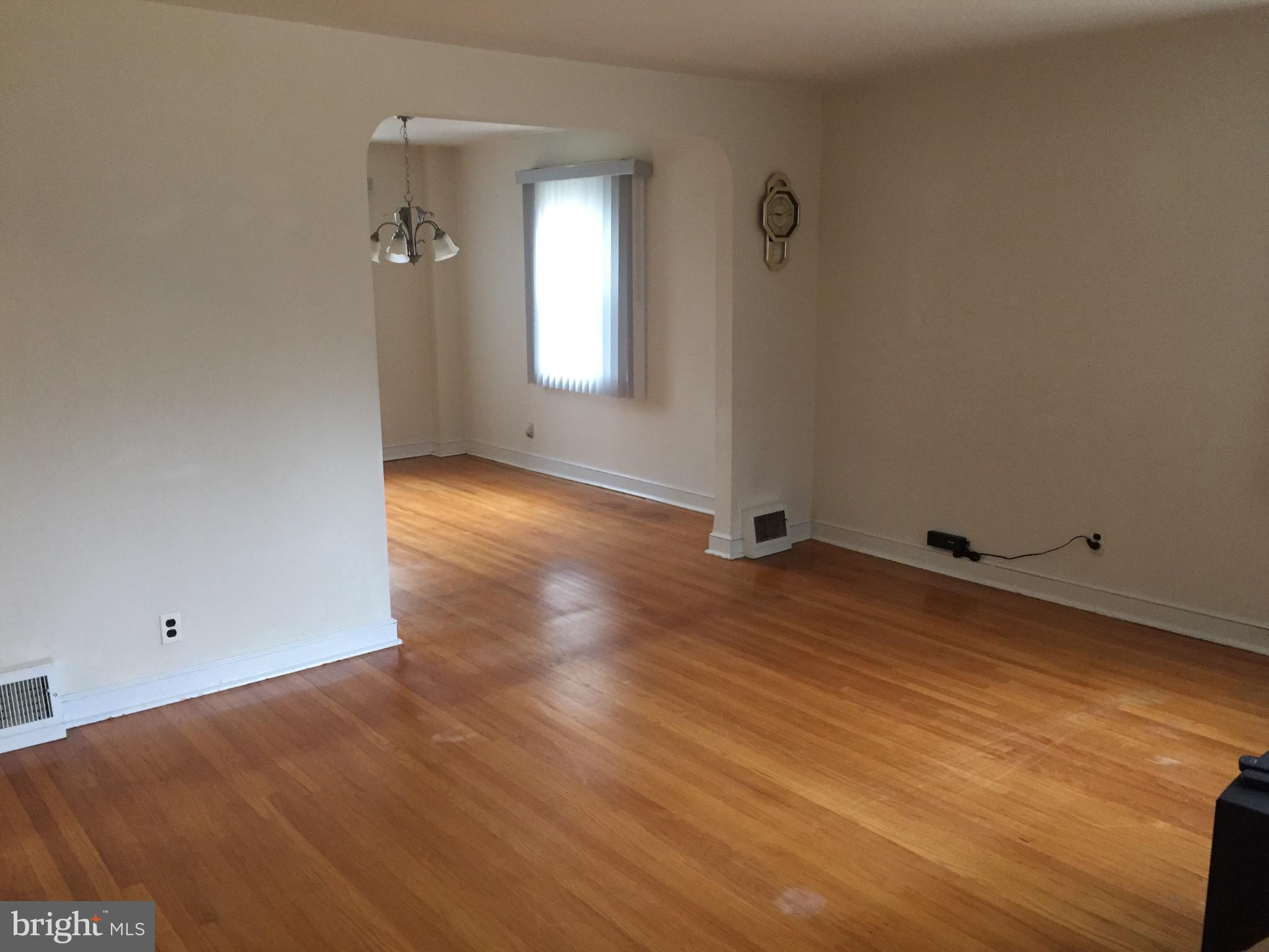 7327 Ryers Avenue Philadelphia, PA 19111 - Photo 13 of 31 Gallery Image 13