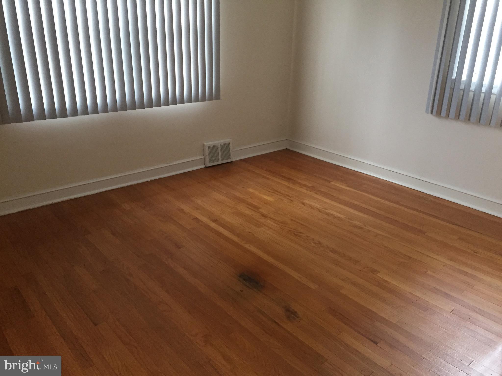 7327 Ryers Avenue Philadelphia, PA 19111 - Photo 16 of 31 Gallery Image 16