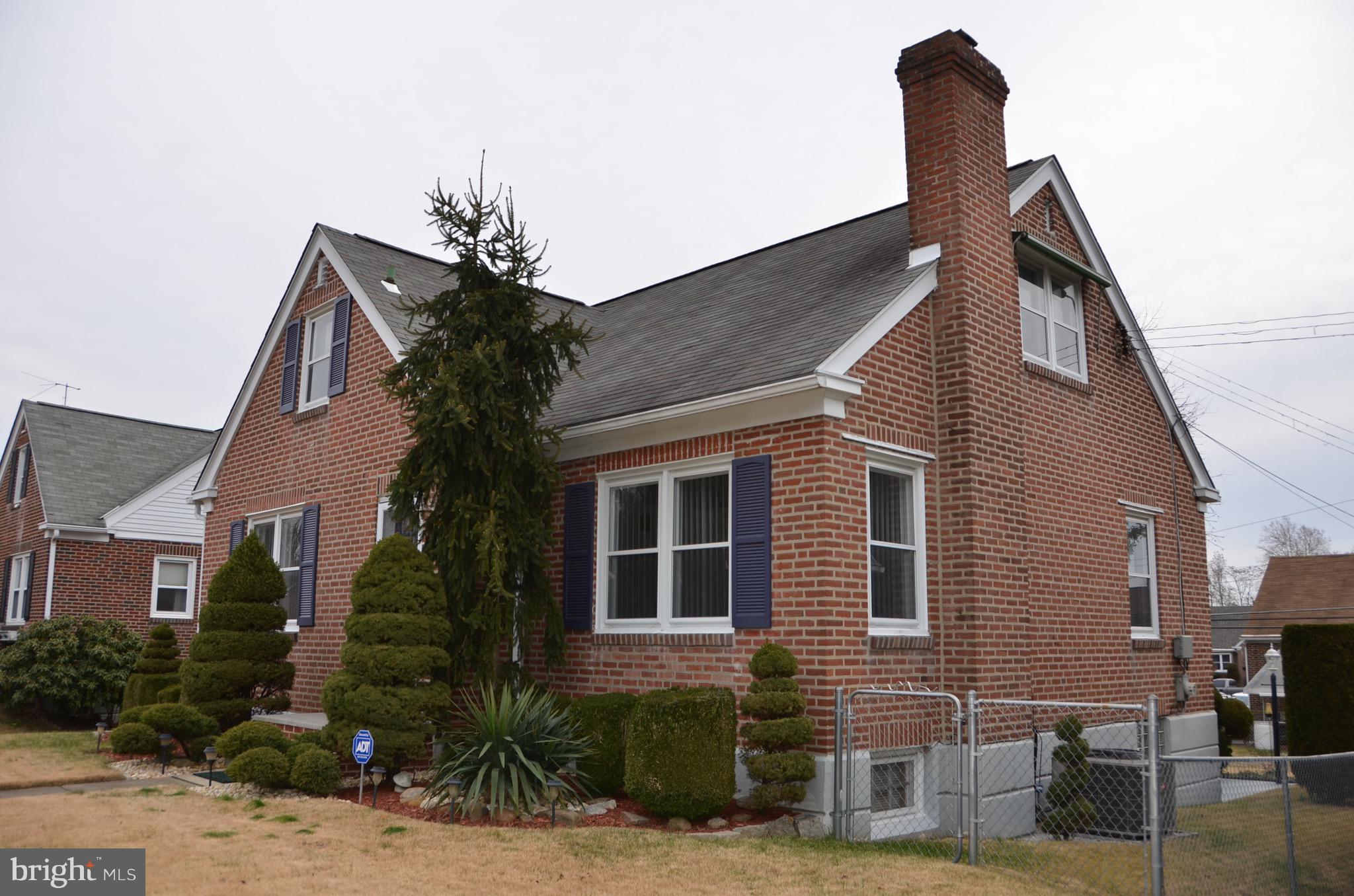 7327 Ryers Avenue Philadelphia, PA 19111 - Photo 3 of 31 Gallery Image 3