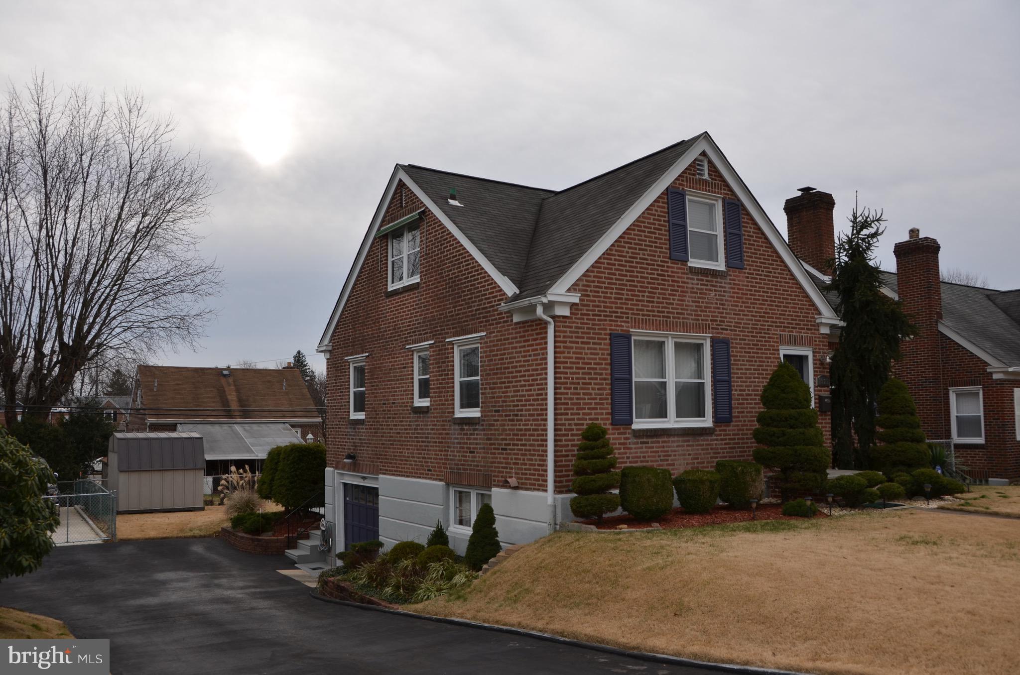 7327 Ryers Avenue Philadelphia, PA 19111 - Photo 10 of 31 Gallery Image 10