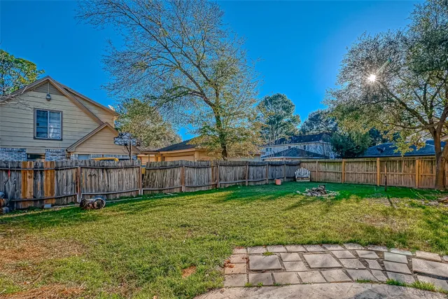 $2,000 | 4815 Wind Chimes Drive, Houston, TX 77066