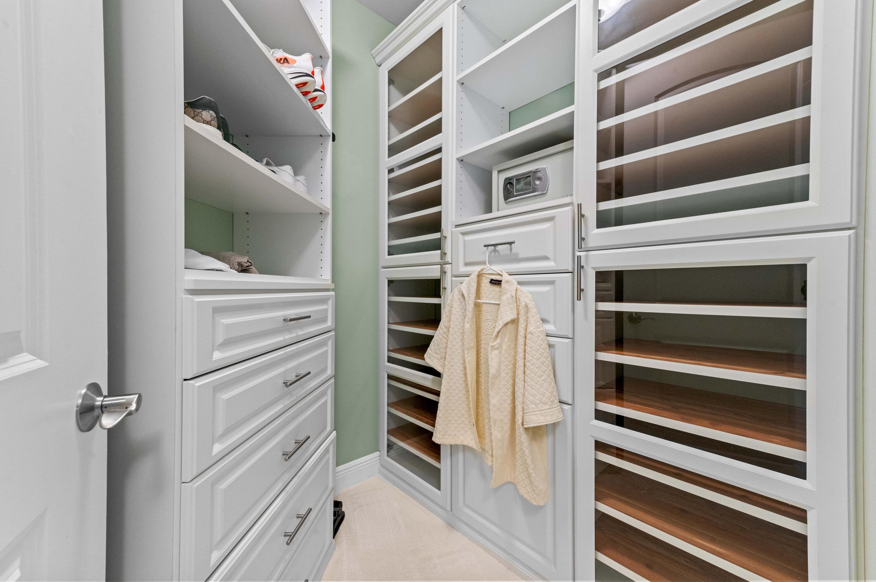 4600 North Ocean Drive, Unit 605 Riviera Beach, FL 33404 - Photo 23 of 65 a view of walk in closet