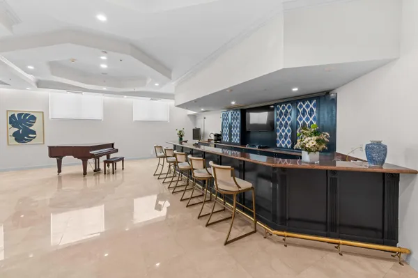 $2,200,000 | 4600 North Ocean Drive, Unit 605, Riviera Beach, FL 33404