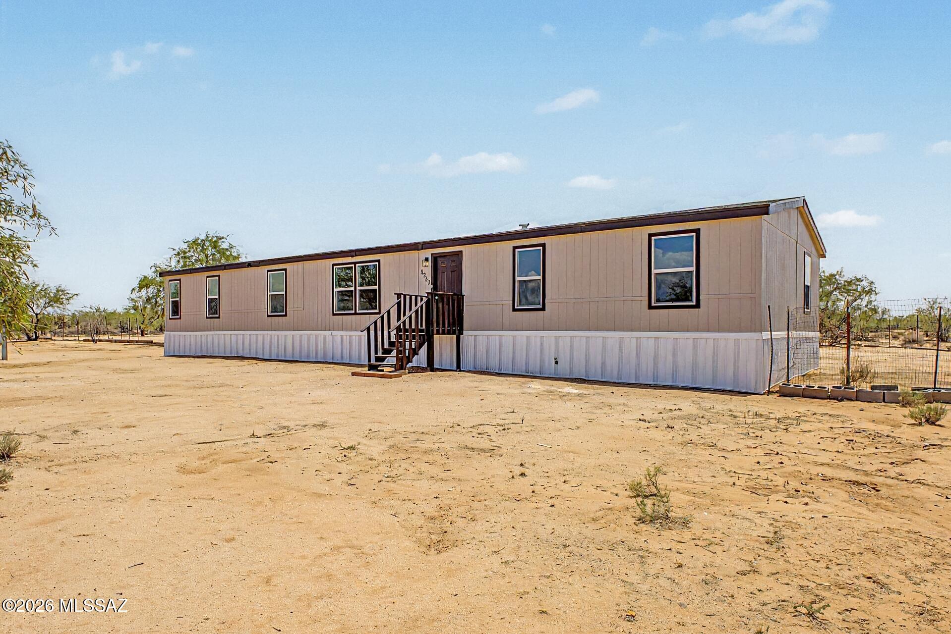 8250 South Marstellar Road Tucson, AZ 85736 - Photo 3 of 41