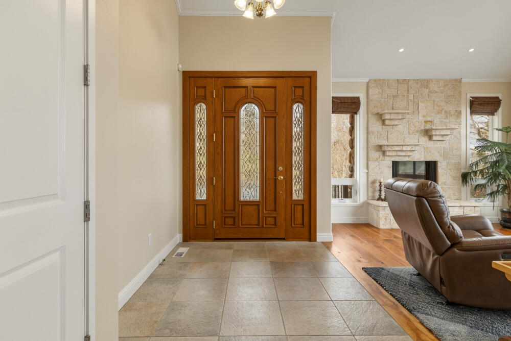 6586 Cooper's Hawk Road Klamath Falls, OR 97601 - Photo 5 of 68 a view of a living room with a fireplace