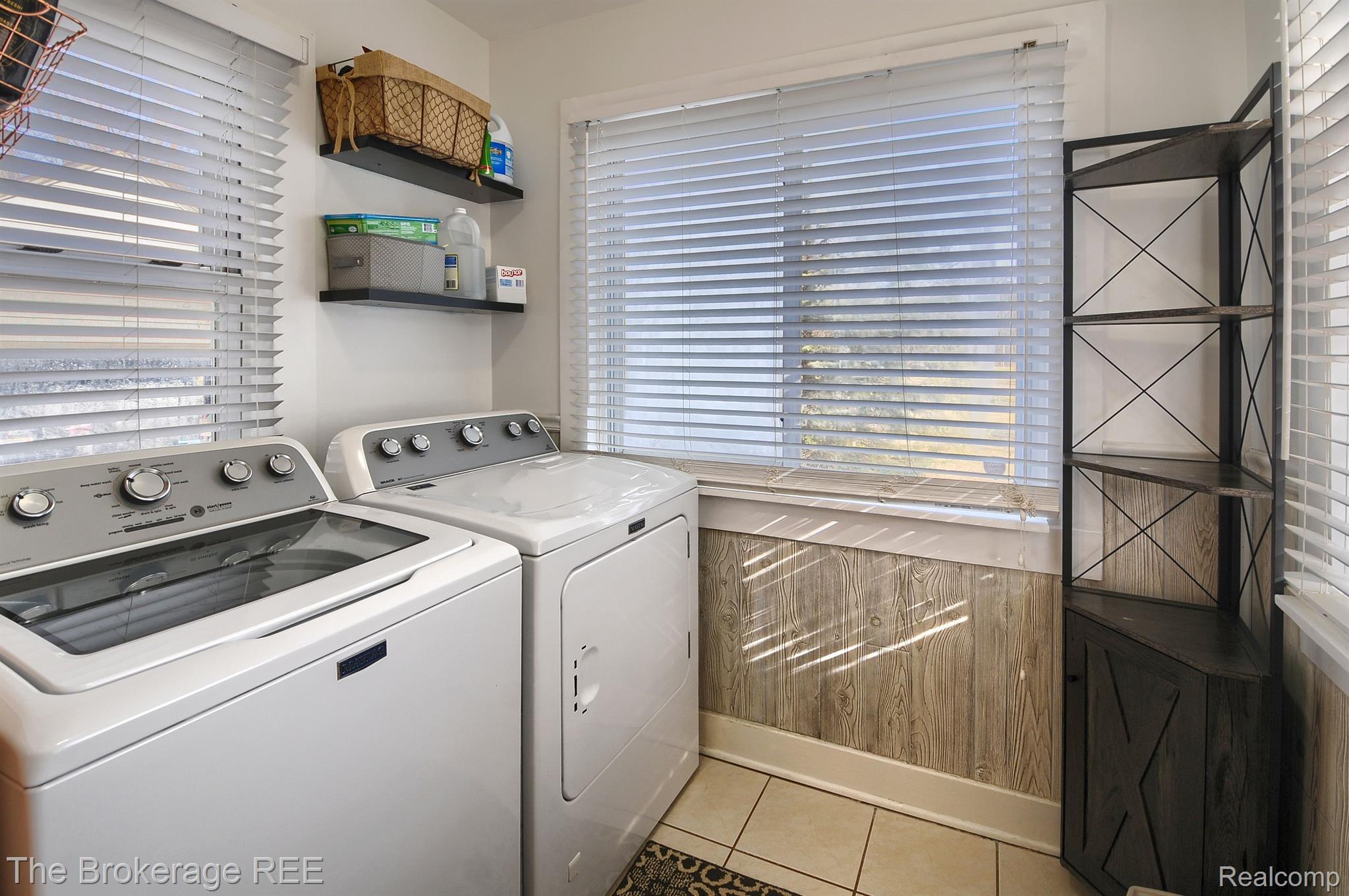 6508 Coldwater Road Flushing, MI 48433 - Photo 15 of 39 Gallery Image 15