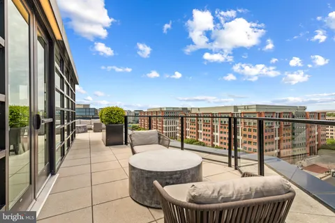 $849,000 | 1300 4th Street Southeast, Unit 404, Washington, DC 20003