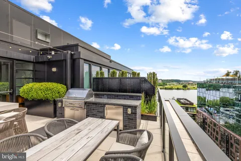 $849,000 | 1300 4th Street Southeast, Unit 404, Washington, DC 20003