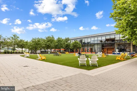 $849,000 | 1300 4th Street Southeast, Unit 404, Washington, DC 20003