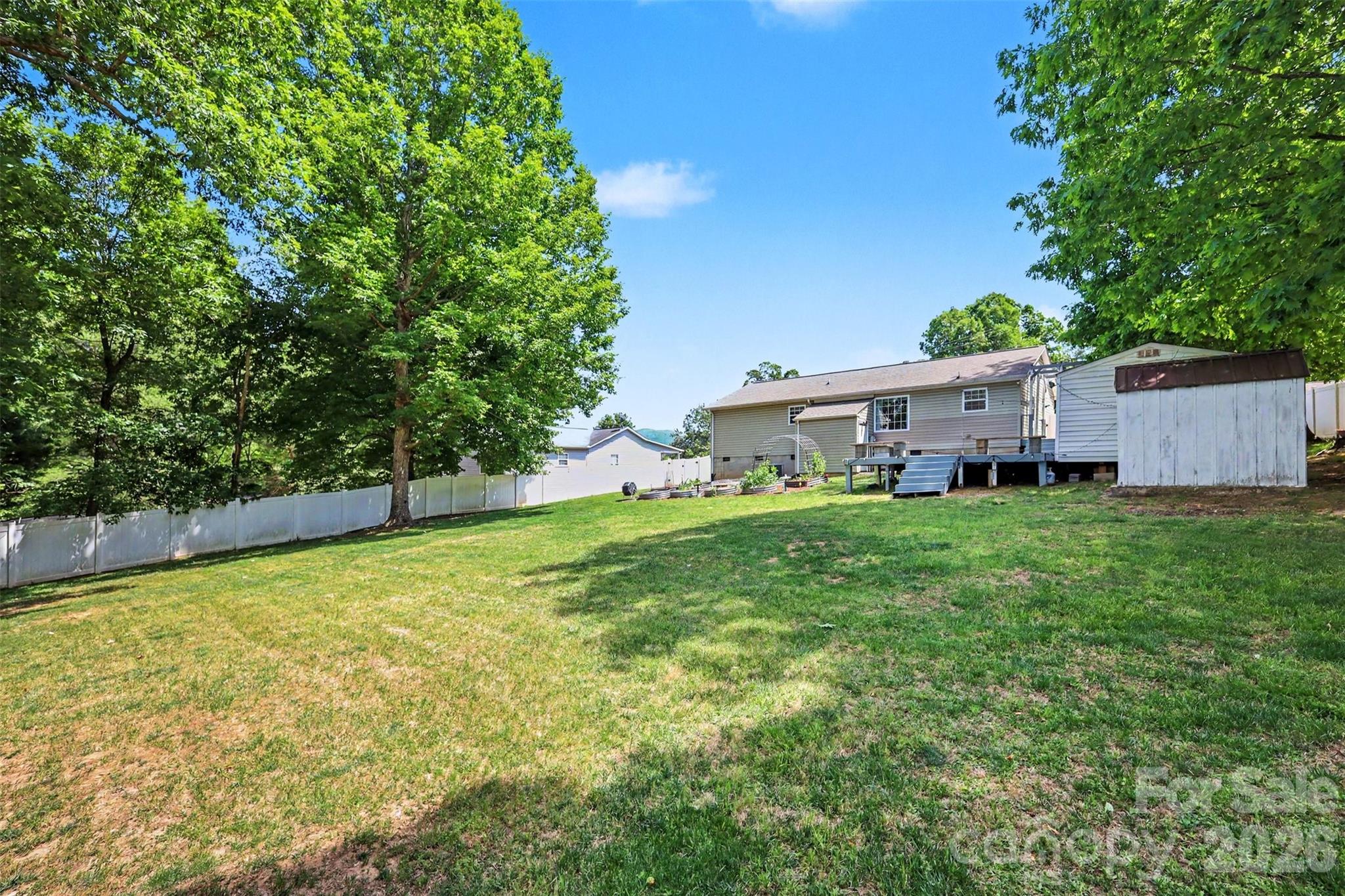 4432 Bennett Road Morganton, NC 28655 - Photo 3 of 31