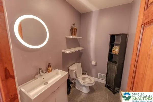 $784,500 | 2510 Rising Hill Drive, Saylorsburg, PA 18353