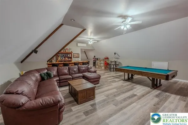 $784,500 | 2510 Rising Hill Drive, Saylorsburg, PA 18353