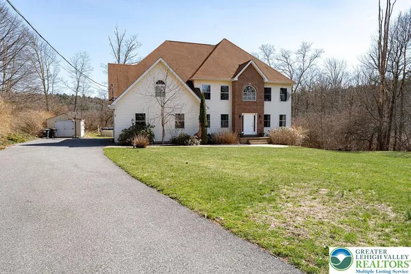 $784,500 | 2510 Rising Hill Drive, Saylorsburg, PA 18353