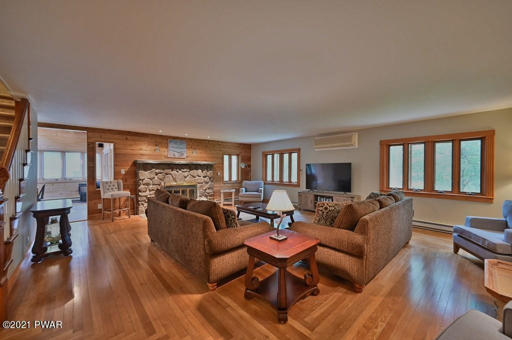 82 Paupack Point Road Hawley, PA 18428 - Photo 58 of 114 living room