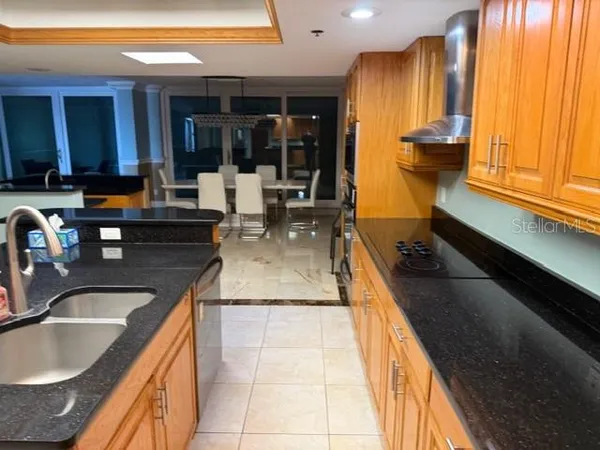 $4,200 | 17900 Gulf Boulevard, Unit 18C, St. Petersburg, FL 33708