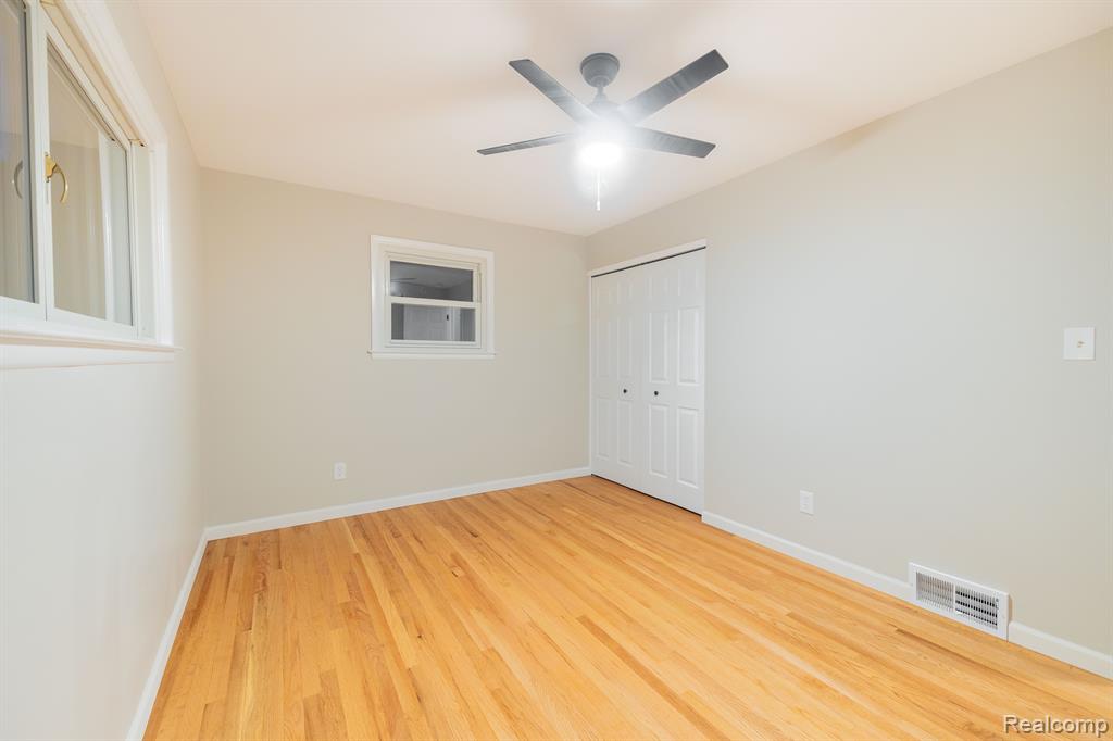 36966 Greenbush Road Wayne, MI 48184 - Photo 20 of 33 Gallery Image 20