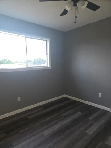 $1,550 | 2306 Vialoux Drive, Corpus Christi, TX 78418