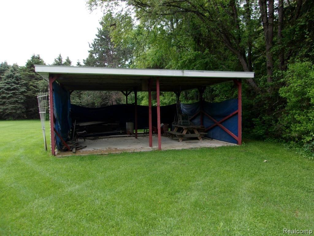 6531 Swartout Road Algonac, MI 48001 - Photo 24 of 31 100_0754.jpg