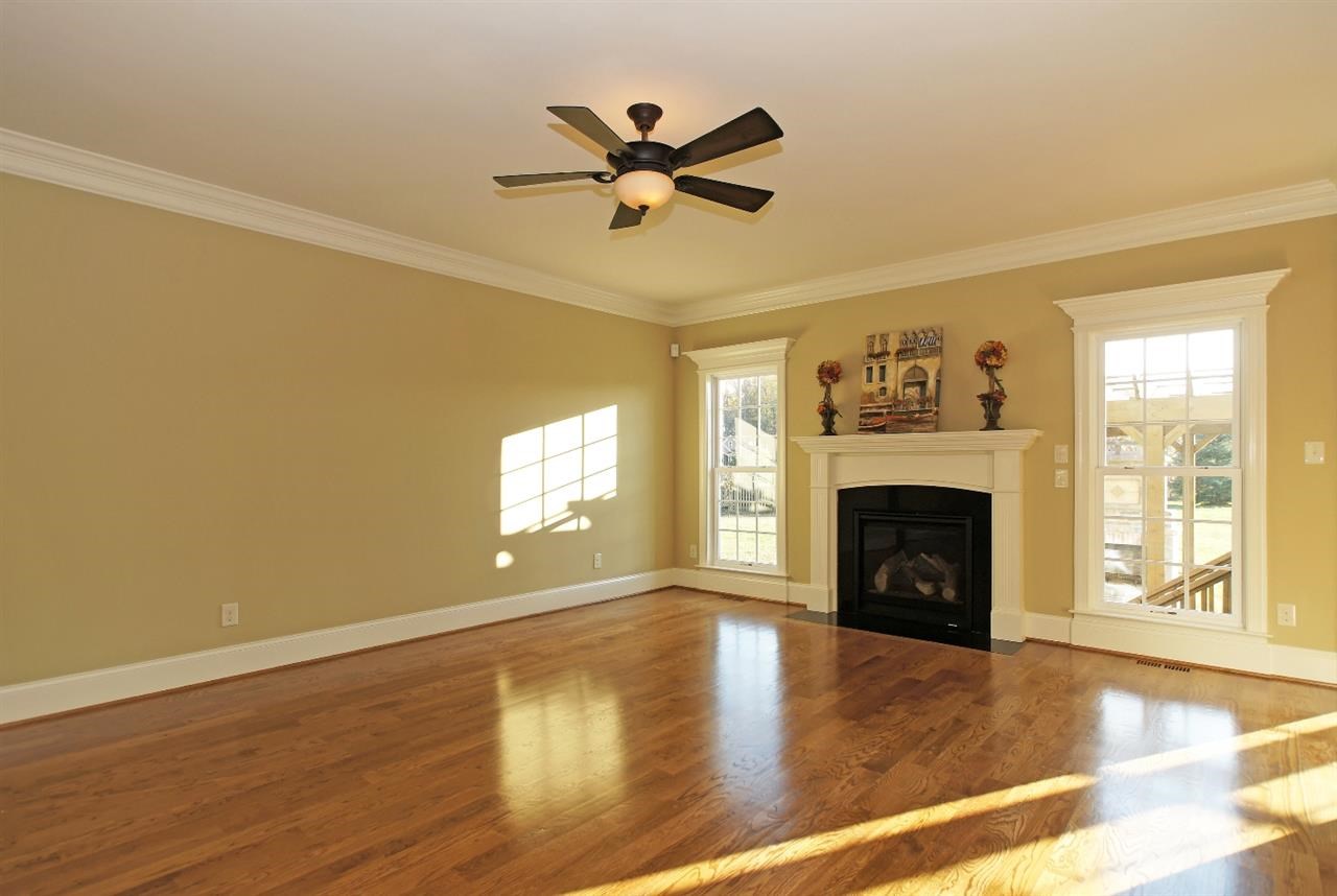 413 Amber Dawn Lane Raleigh, NC 27603 - Photo 4 of 19 Gallery Image 4