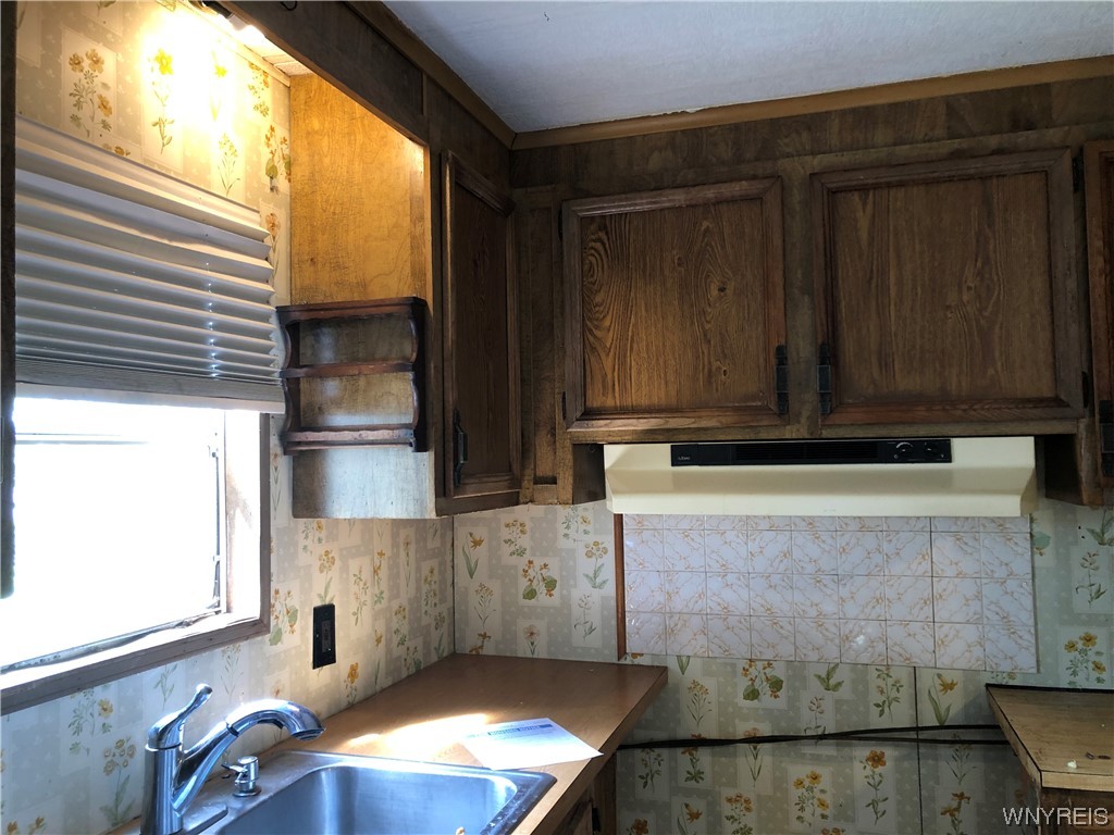 6035 South Transit Road, Unit 249 Lockport Town, NY 14094 - Photo 4 of 6