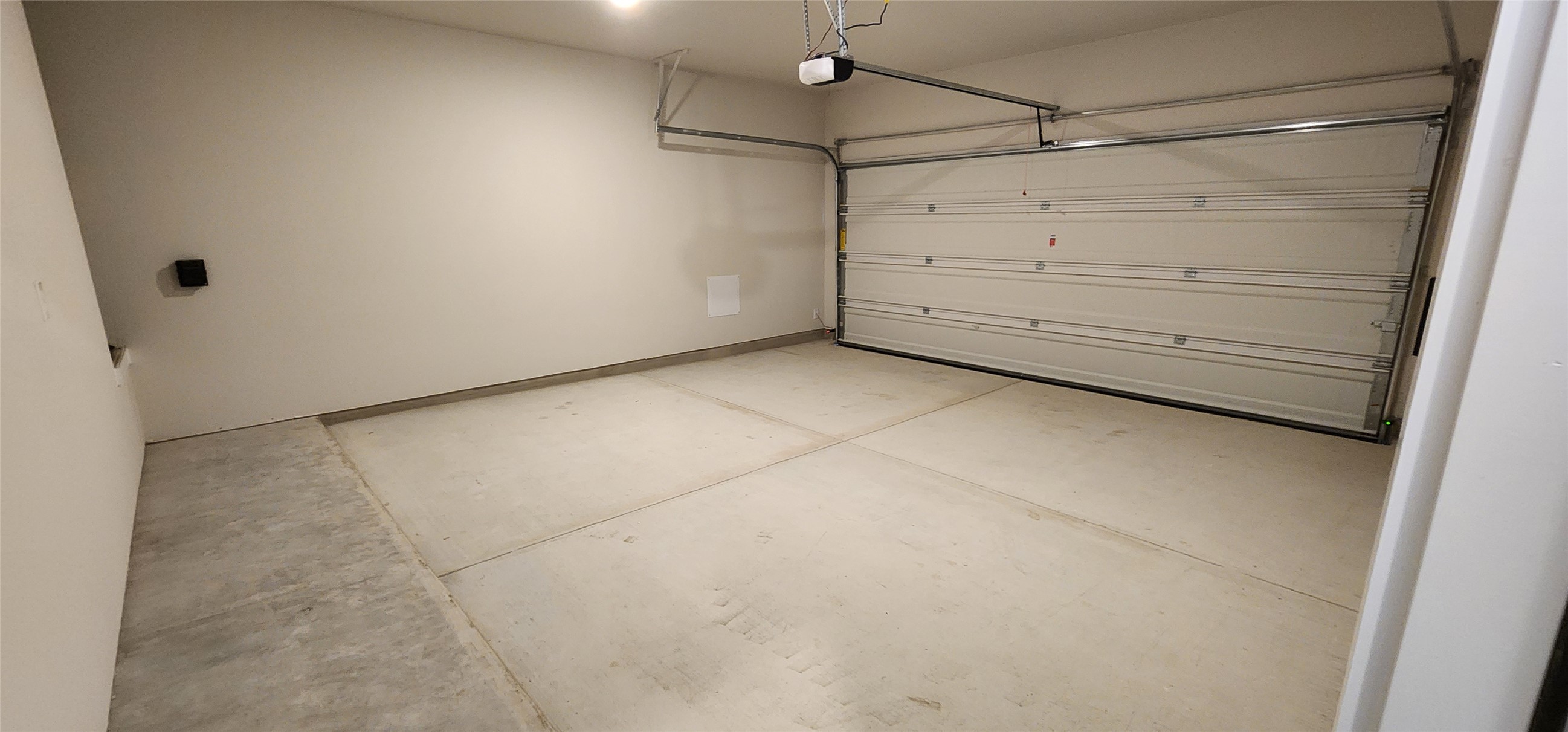 2228 Delano Drive Leander, TX 78641 - Photo 28 of 33 View of garage