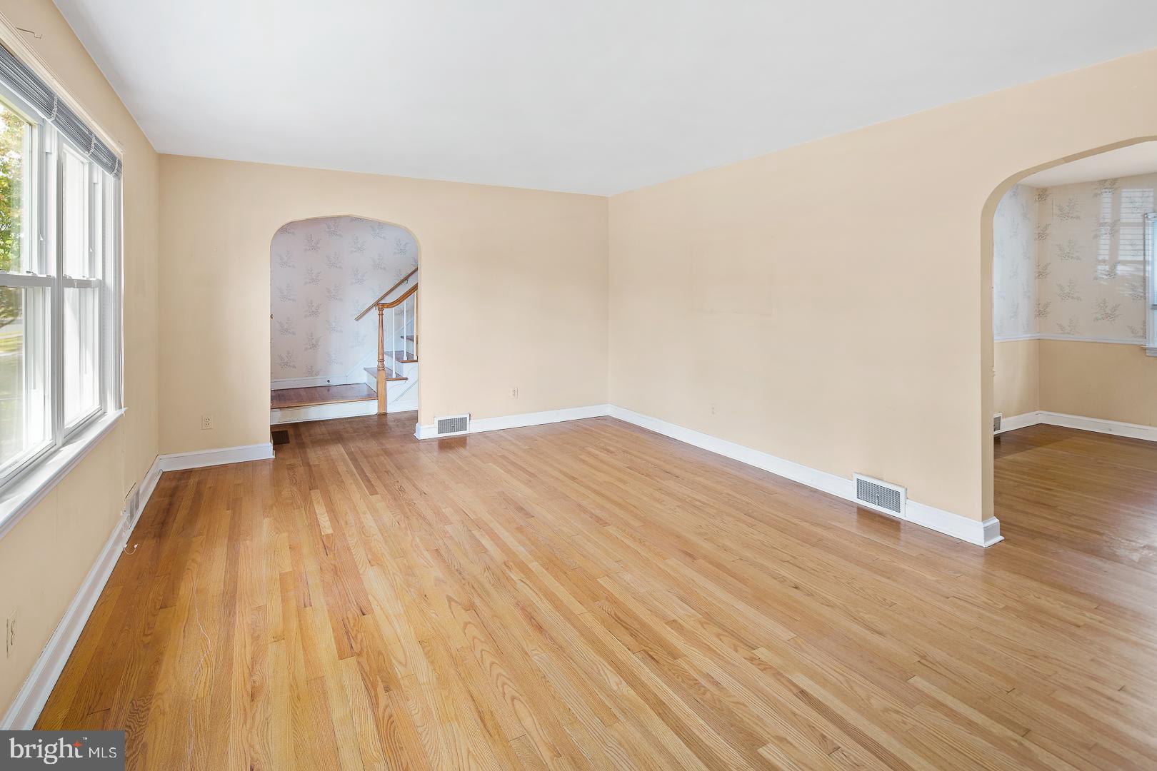 121 Coleman Road Hamilton, NJ 08690 - Photo 4 of 25