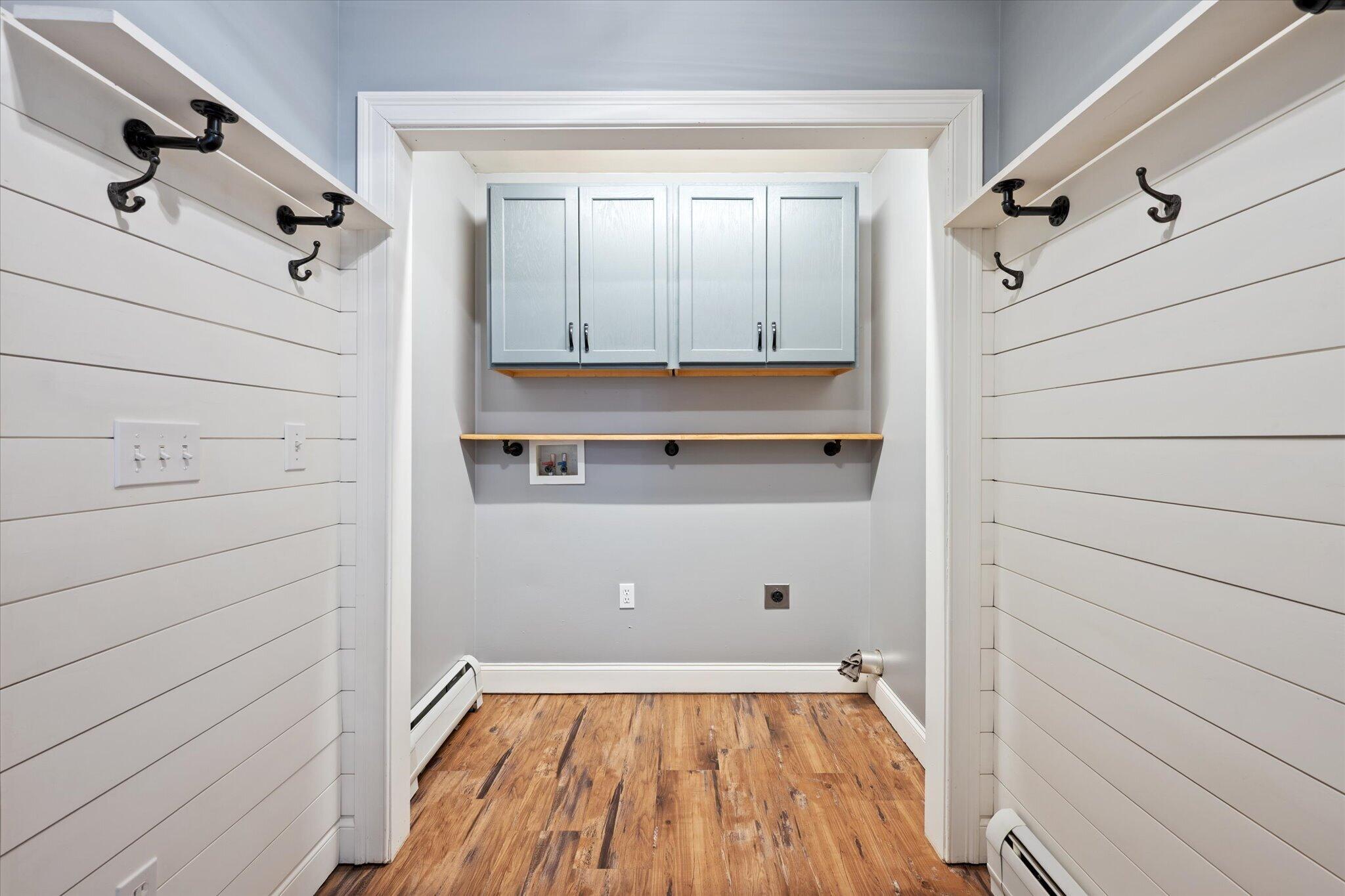 13 Poplar Ridge Road Gray, ME 04039 - Photo 16 of 63 16-Mudroom, Laundry