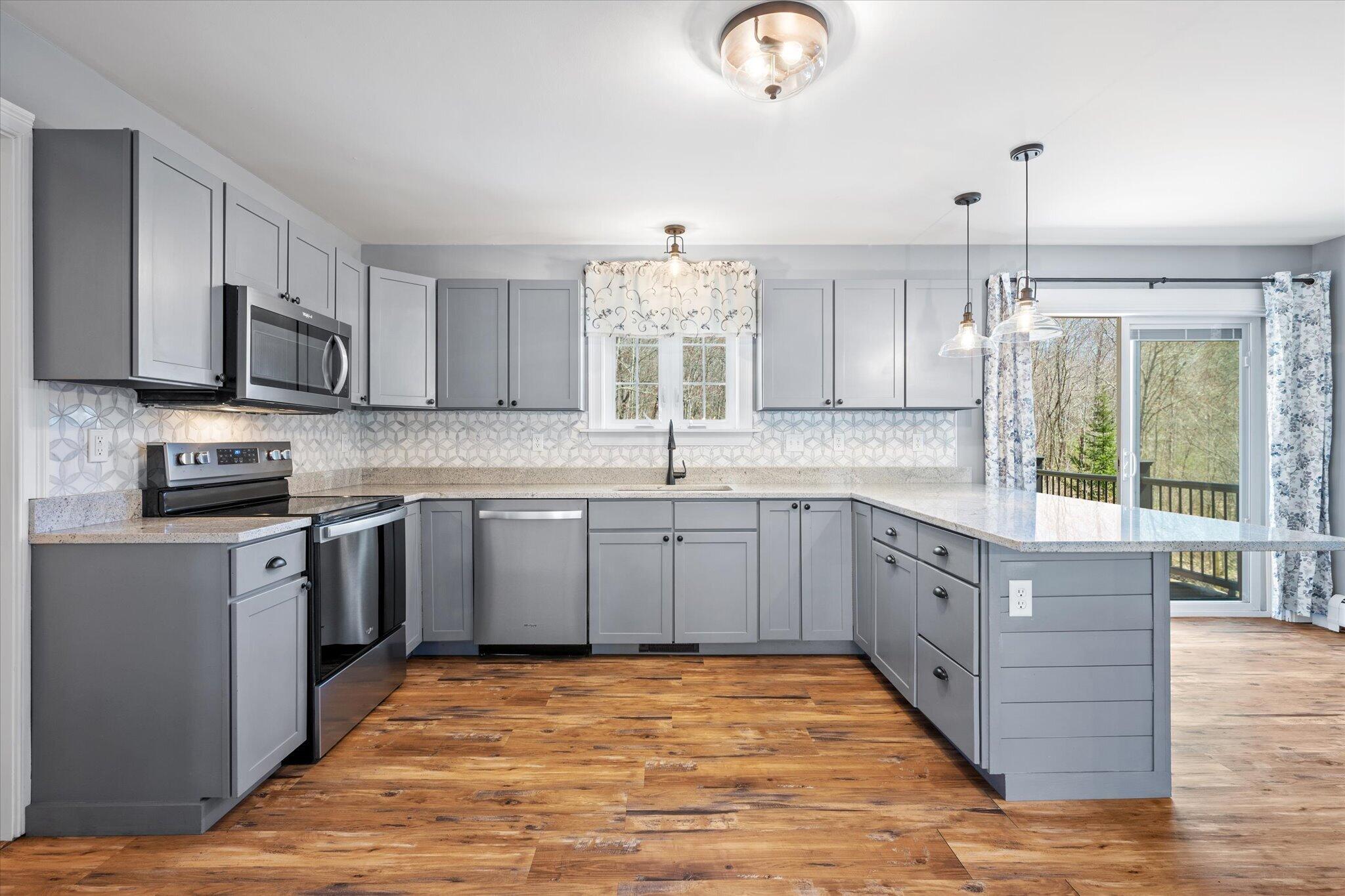 13 Poplar Ridge Road Gray, ME 04039 - Photo 18 of 63 18-Kitchen