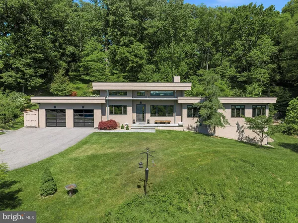 $3,999,999 | 3924 Thompsons Bridge Road, Wilmington, DE 19807