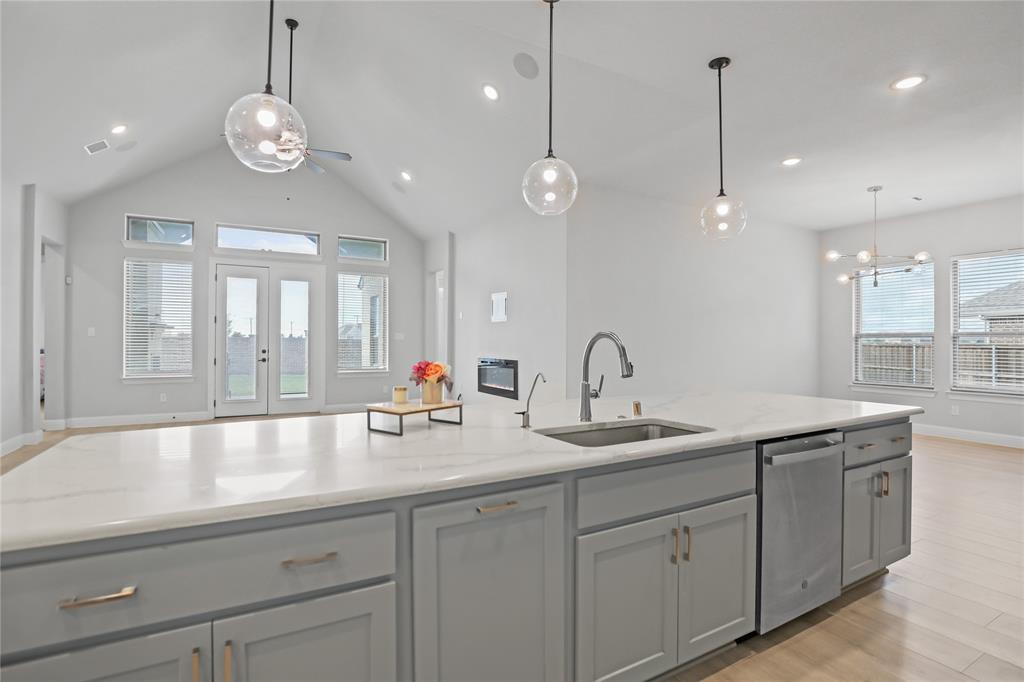 890 Stanley Street Prosper, TX 75078 - Photo 11 of 40