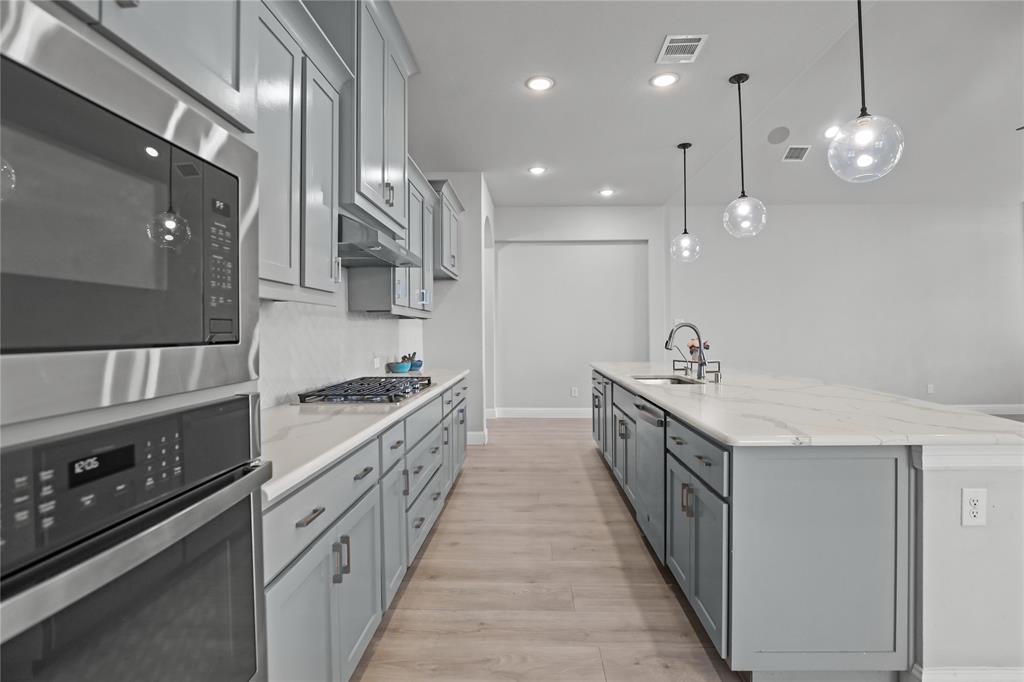 890 Stanley Street Prosper, TX 75078 - Photo 10 of 40