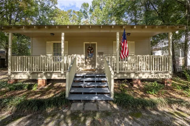 $365,000 | 312 West 20th Avenue, Covington, LA 70433